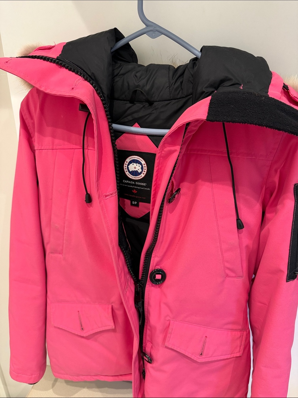 Canada Goose Pink Women's Insulated Puffer Jacket with Hood